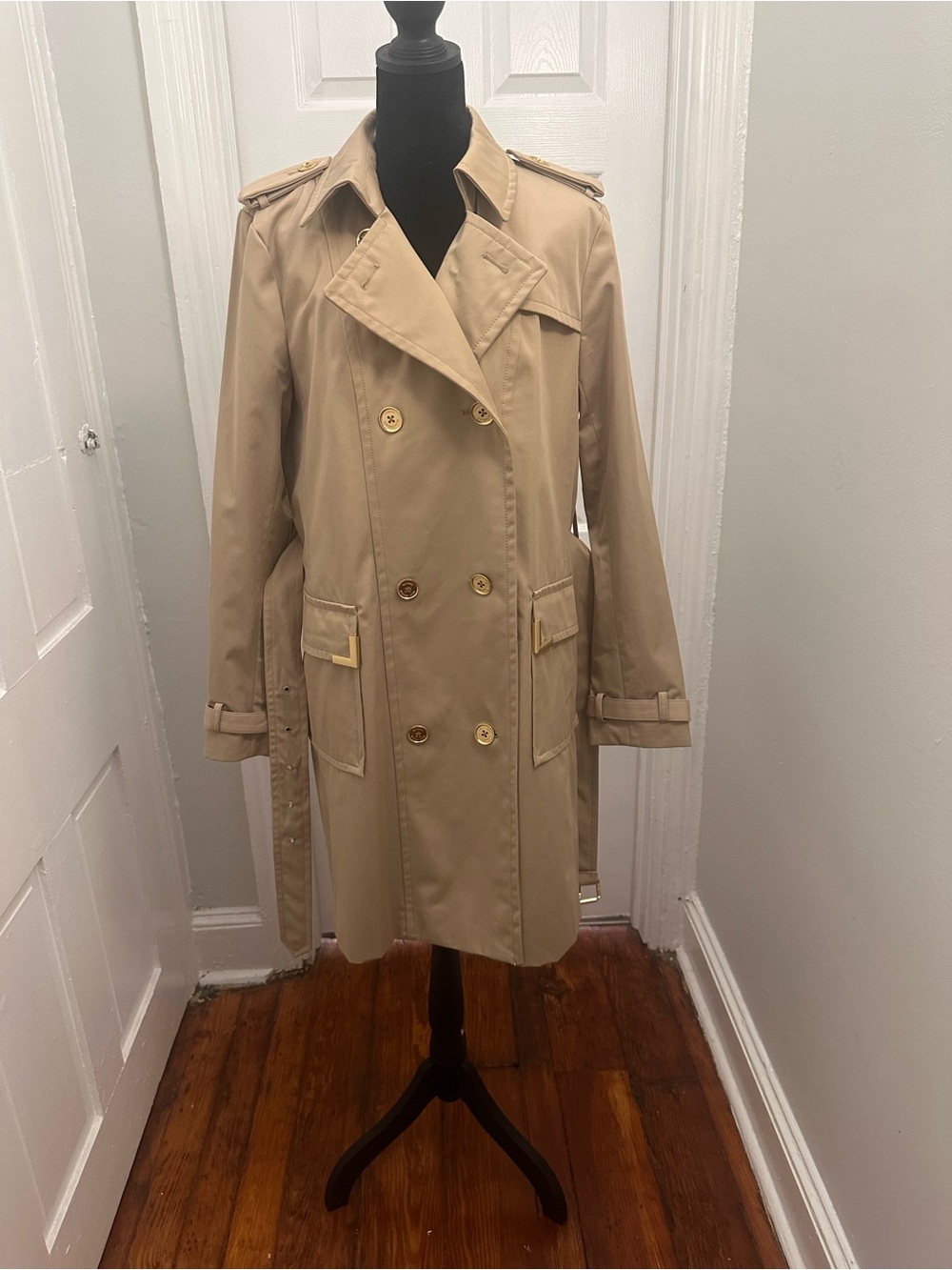 Michael Kors Double-Breasted Tan Trench Coat